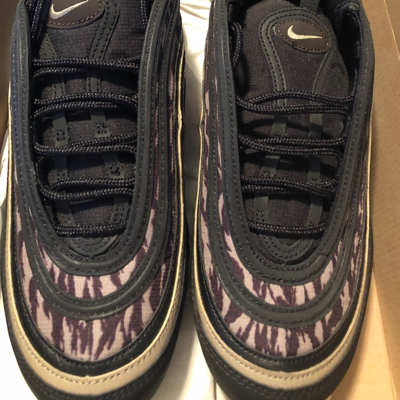 UK Nike Air Max 97 Aop Black Sneaker BlackKhaki velvetbrown UK Nike Air Max 97 Aop Black Sneaker BlackKhaki velvetbrown